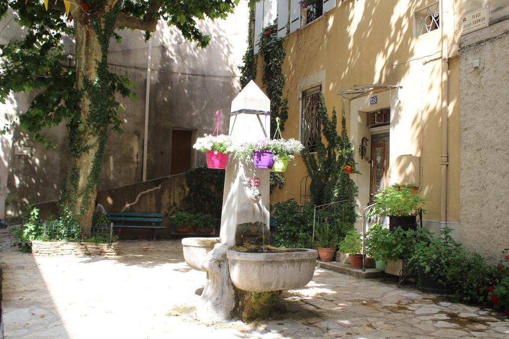 סין Le Clos Des Acacias מראה חיצוני תמונה